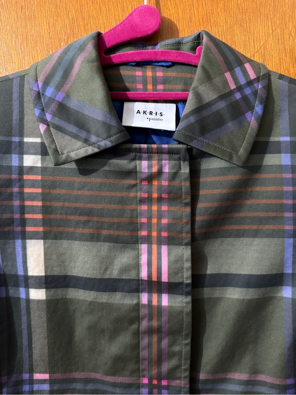 EUC Akris Punto Green Plaid Cropped Jacket - Size 6 - Picture 2 of 13